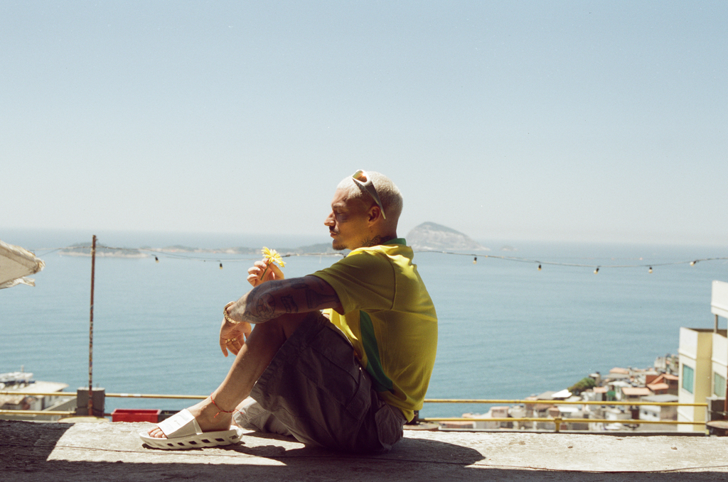 Filipe Ret relembra raízes do rap carioca em “Rap da Lealdade”, single que ultrapassa milhões de views